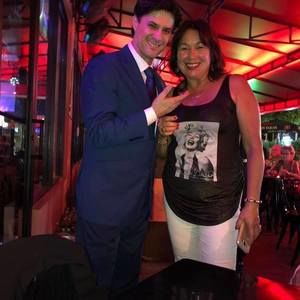 Meet your Posher, Luz